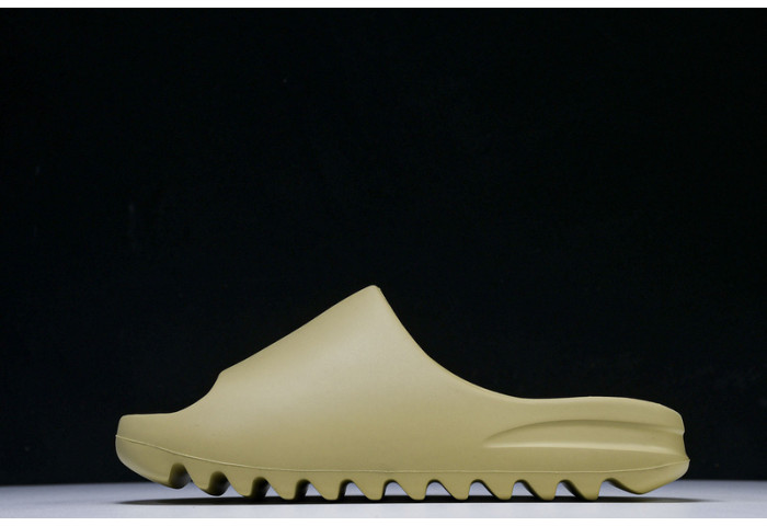 ye**ezy slide desert sand fw6344