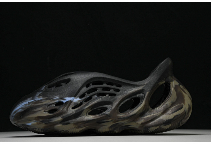 ye**ezy slide id4126